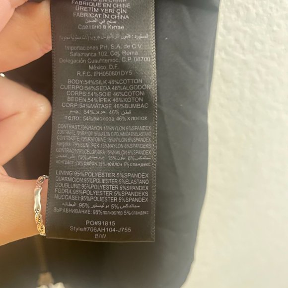 BEBE DRESS • SIZE XS • FORM FITTING • GREAT CONDITION - Picture 12 of 12